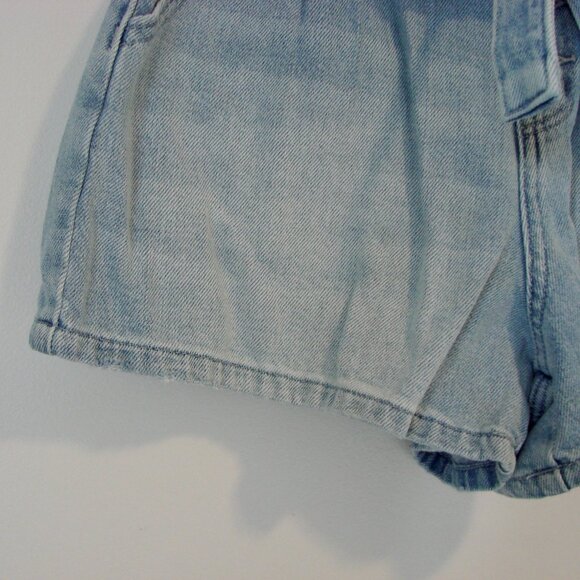 Denim Mom Shorts Paperbag High Waist Pleats Light Wash American Eagle Size 00 - Picture 10 of 16